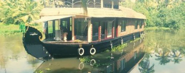 Kunjatta house boat Kottayam